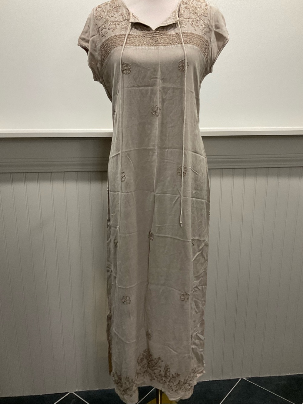 Sacred Threads Boho Lagenlook Embroidered Rayon Maxi Dress Medium